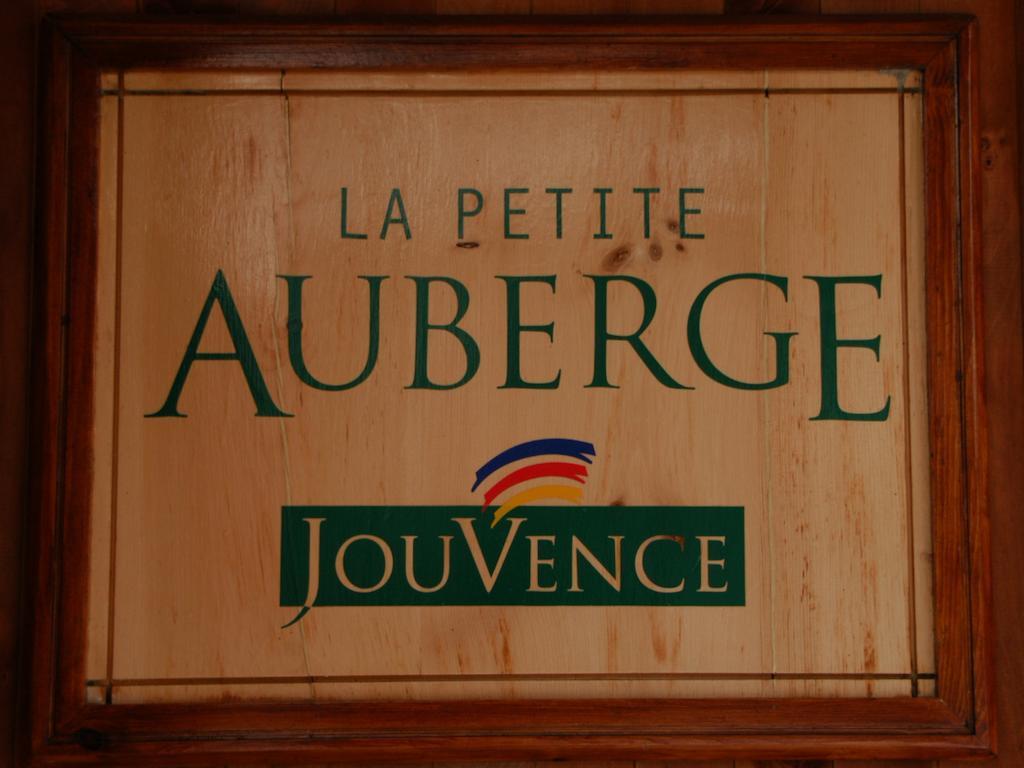 La Petite Auberge De Jouvence Magog Εξωτερικό φωτογραφία